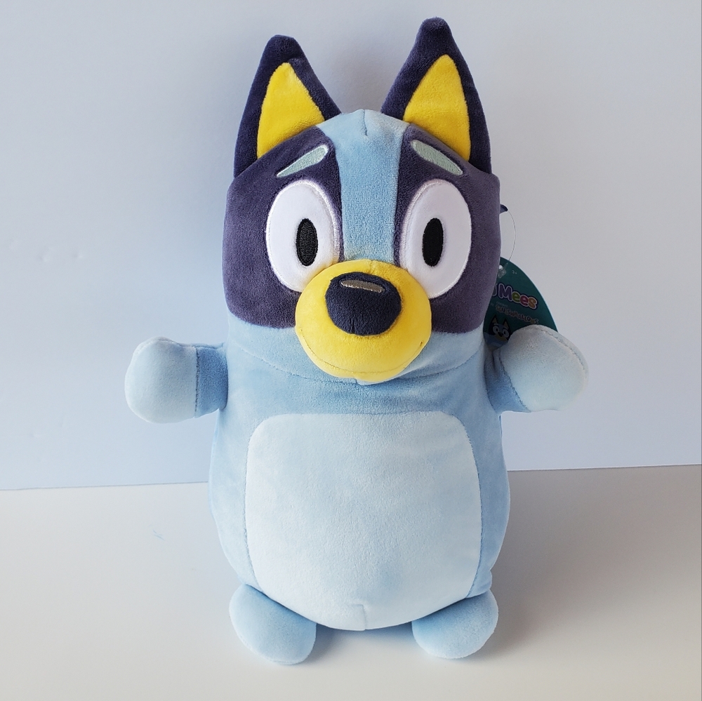 BLUEY HugMees Blue Dog Cartoon Character Original Squishmallow by Kelly Toy - Picture 1 of 9